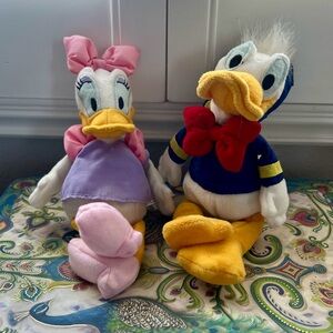 Disney Donald Duck & Daisy Mini Bean Bag Plush Set about 9 ", Pre-Owned